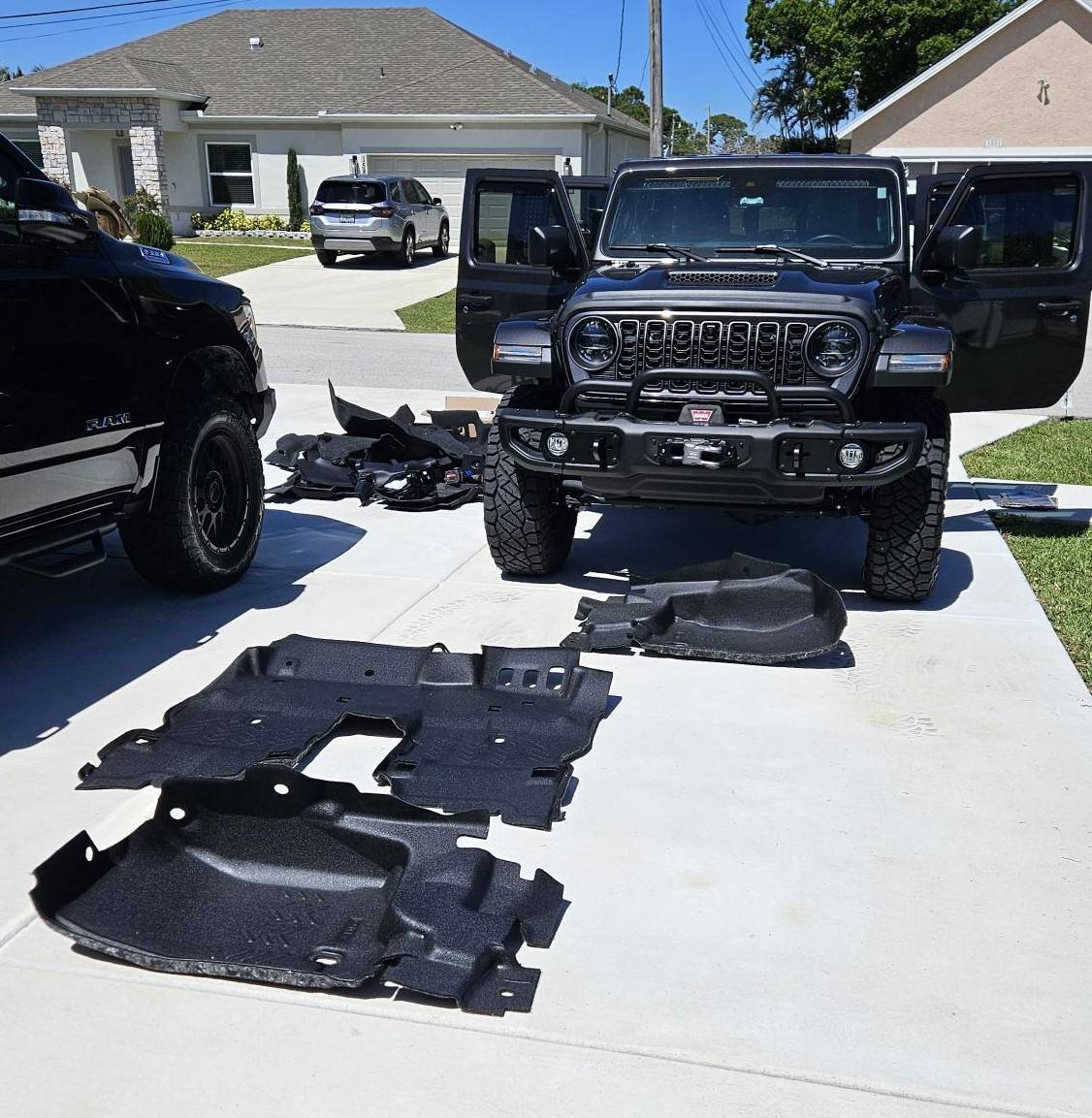 Jeep Gladiator 2024 Mojavicon to be 1000002264