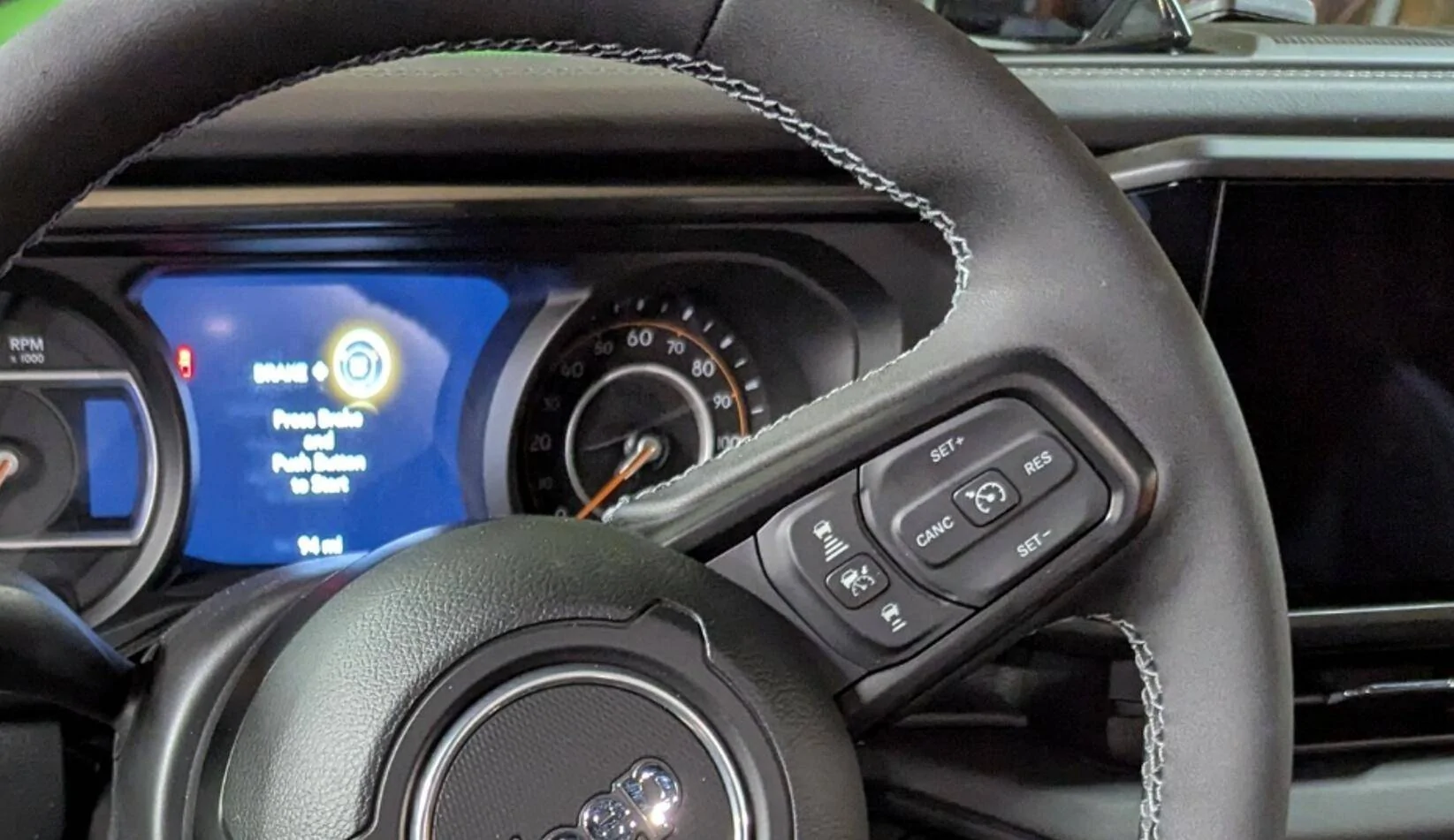 Jeep Gladiator And yet ANOTHER 2025 Mojave X thread - in Mojito! steering wheel mojav