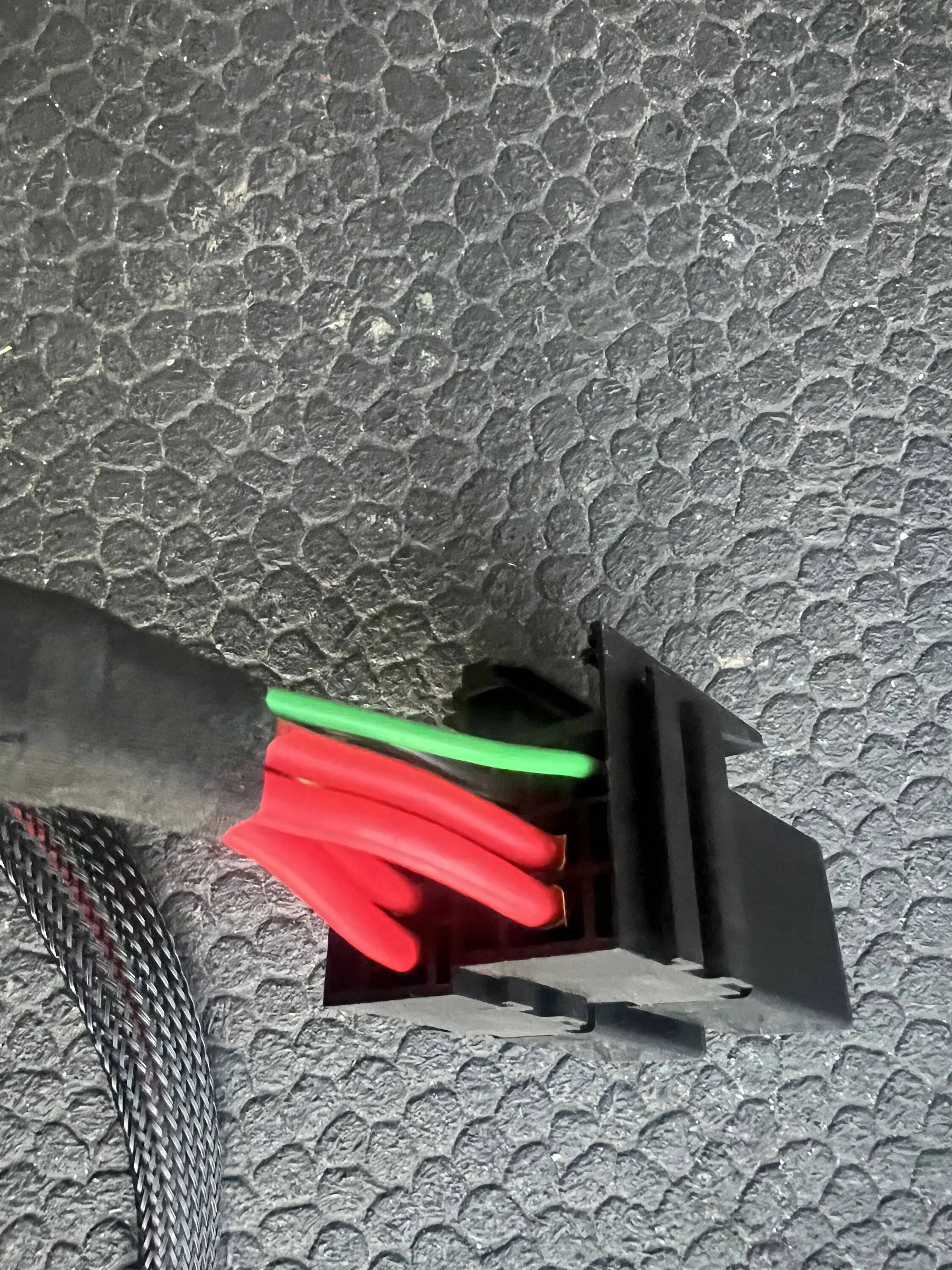 Jeep Gladiator Wiring Switch (wiring) into Viar VMS 400 Dual Air Compressors. HELP! IMG_1696