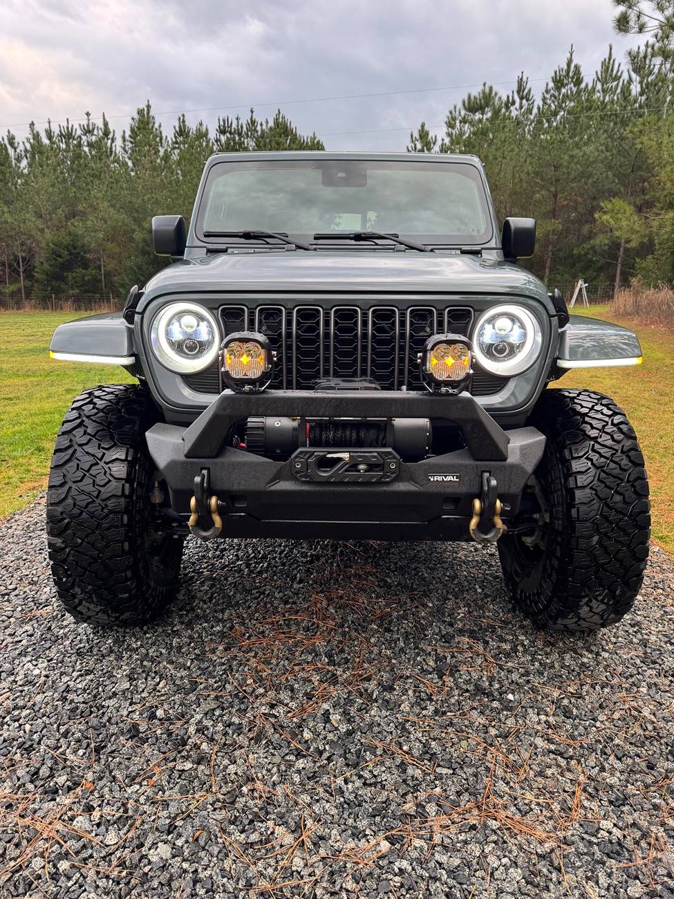 Jeep Gladiator What do yall think my Gladiator is worth? IMG_0309