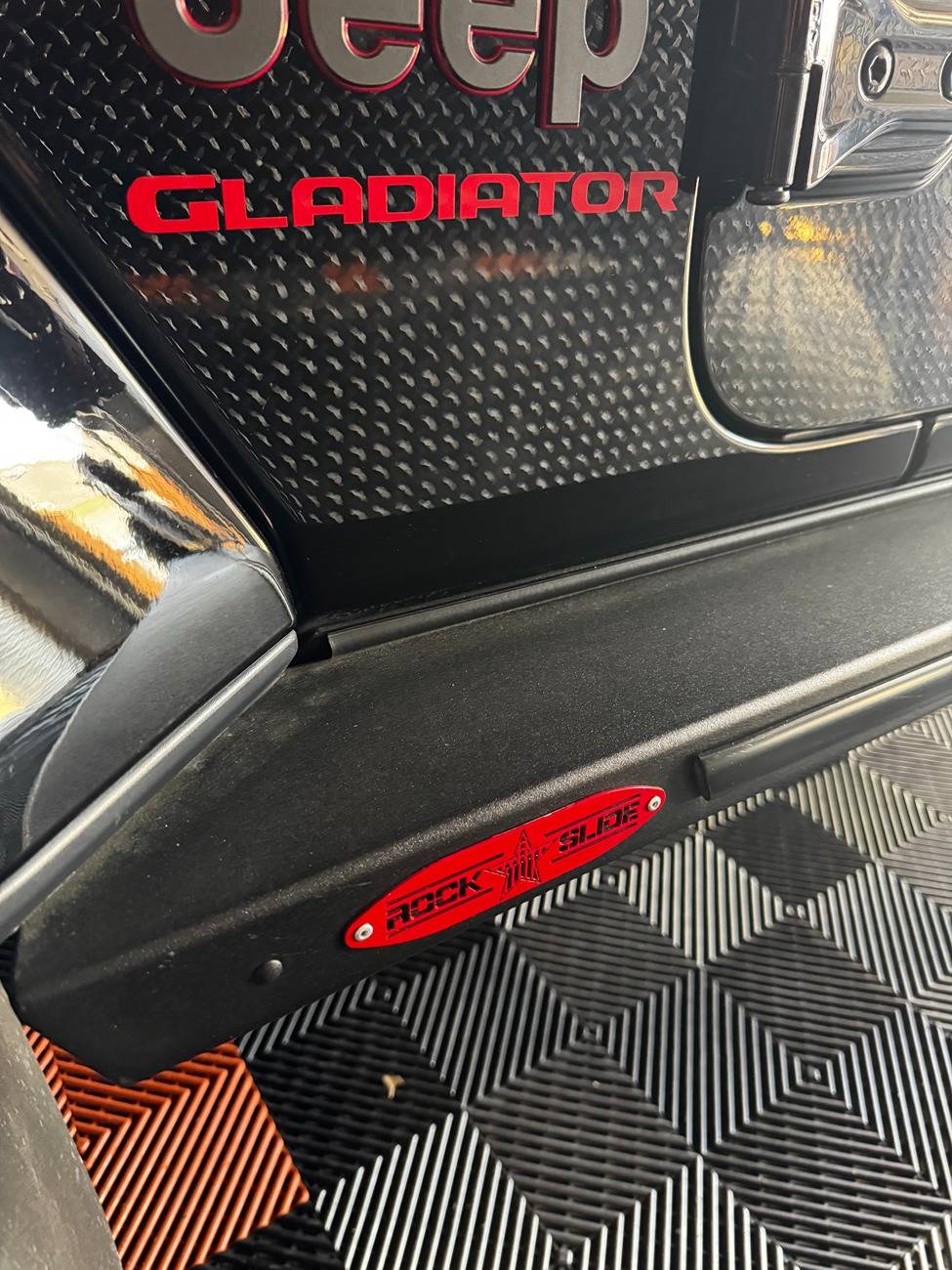 Jeep Gladiator Rockslide Engineering sliders/steps any good? How's the install? Rockslide