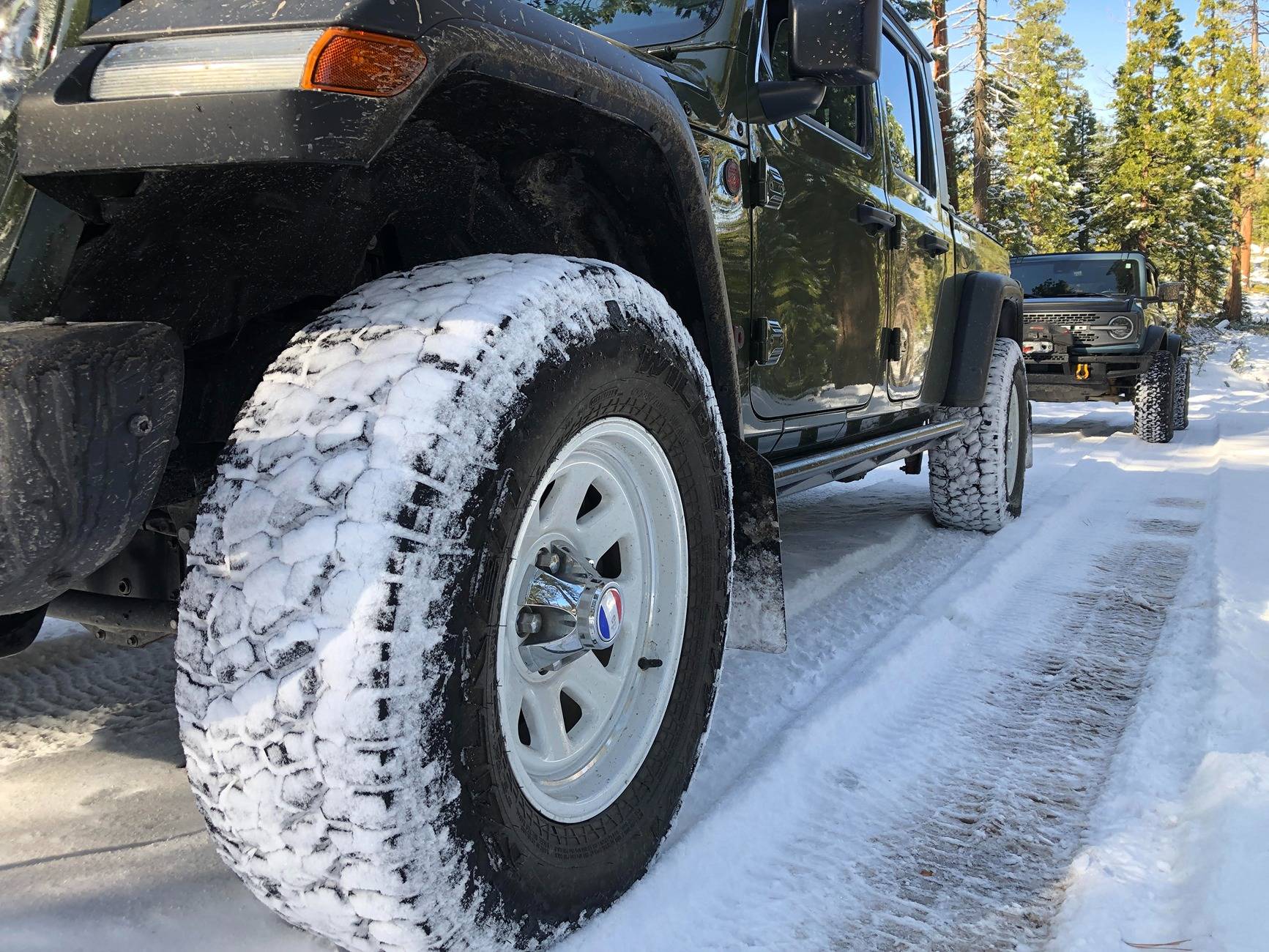 Jeep Gladiator The Jeep Hightop Honcho concept has me inspired: how well do white wheels keep? Gladiator_snow_3