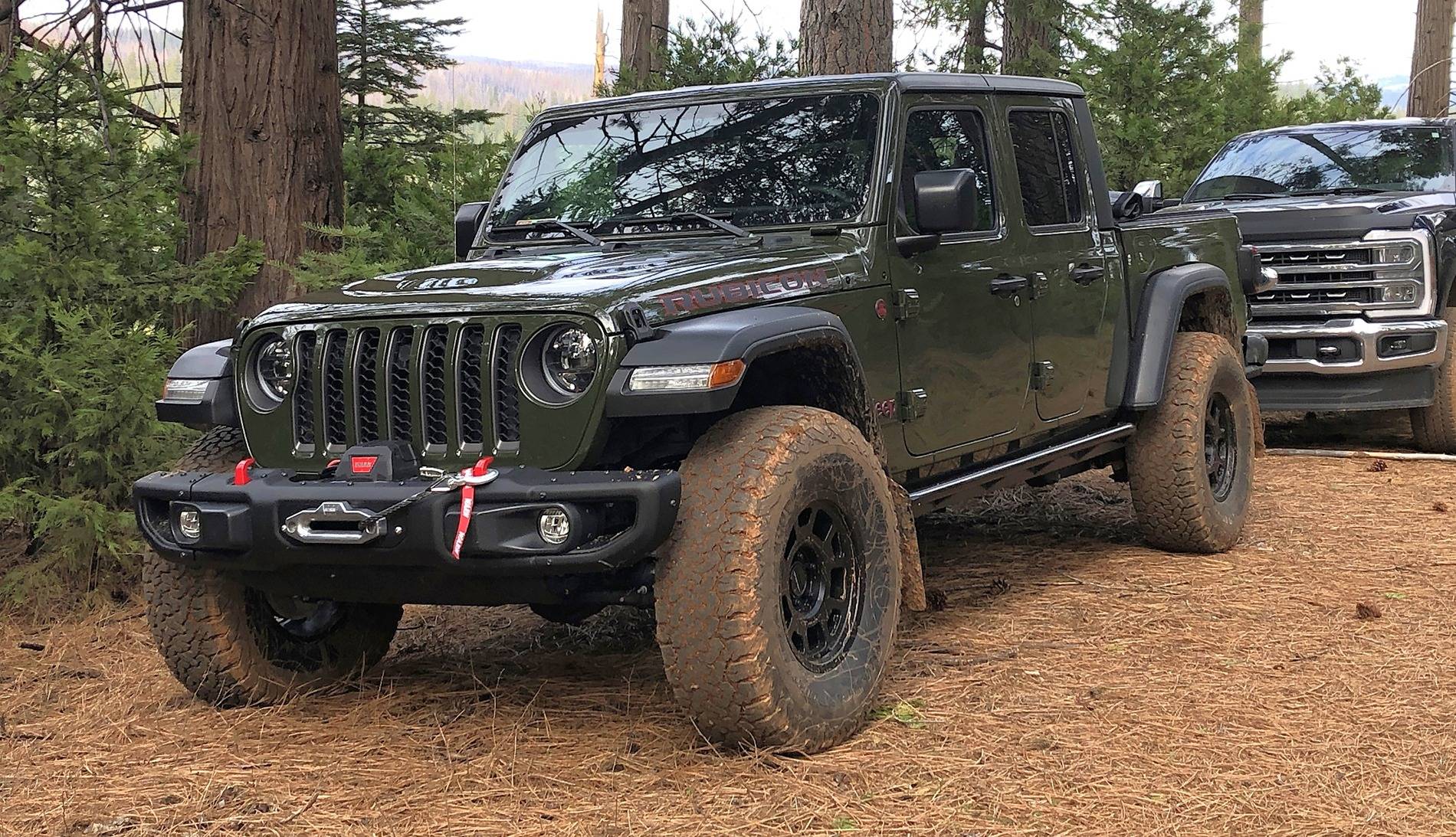 Jeep Gladiator The Jeep Hightop Honcho concept has me inspired: how well do white wheels keep? IMG_9668.JPG