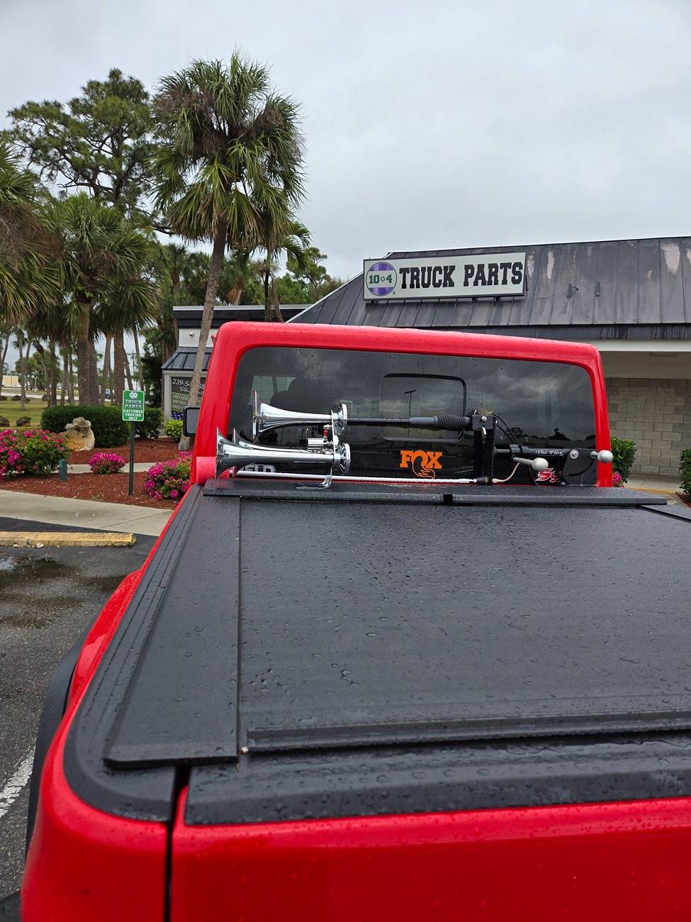 Jeep Gladiator swap out 37 inch tires for a better ride 20250408_111754