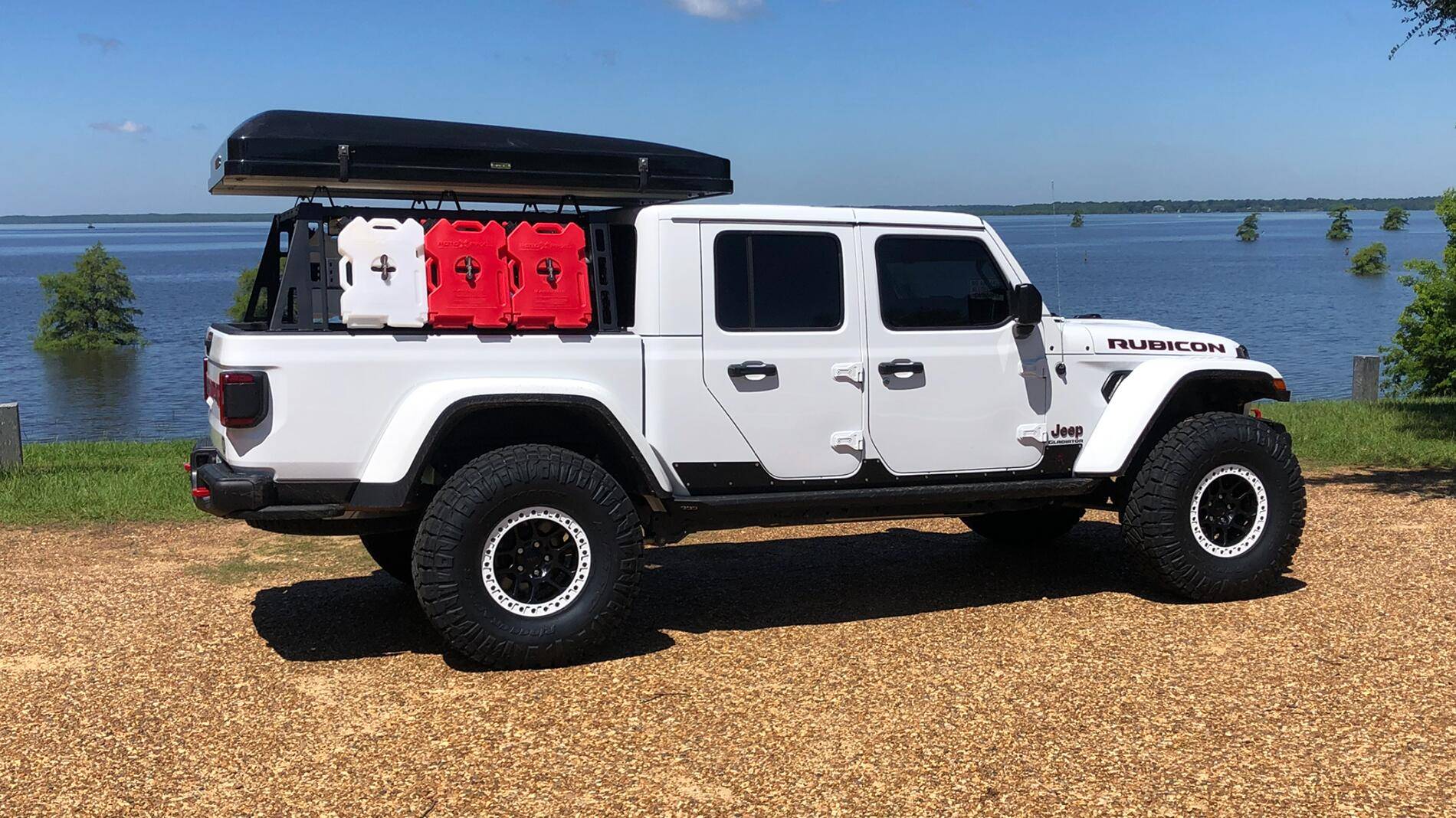 Jeep Gladiator The Jeep Hightop Honcho concept has me inspired: how well do white wheels keep? IMG_9912
