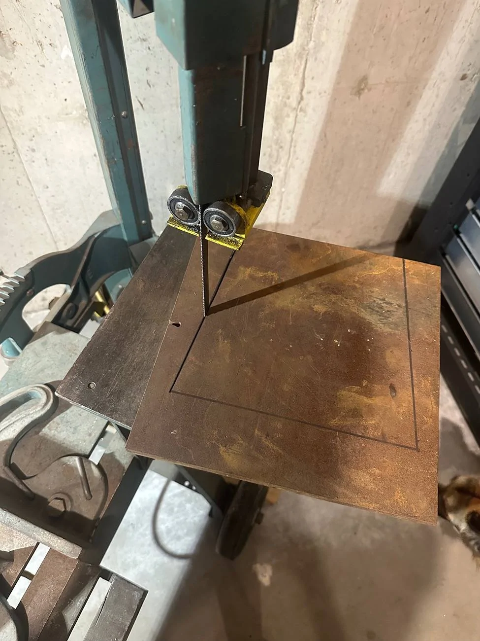 Jeep Gladiator Making a Vise Stand From Gladiator Parts IMG_2197