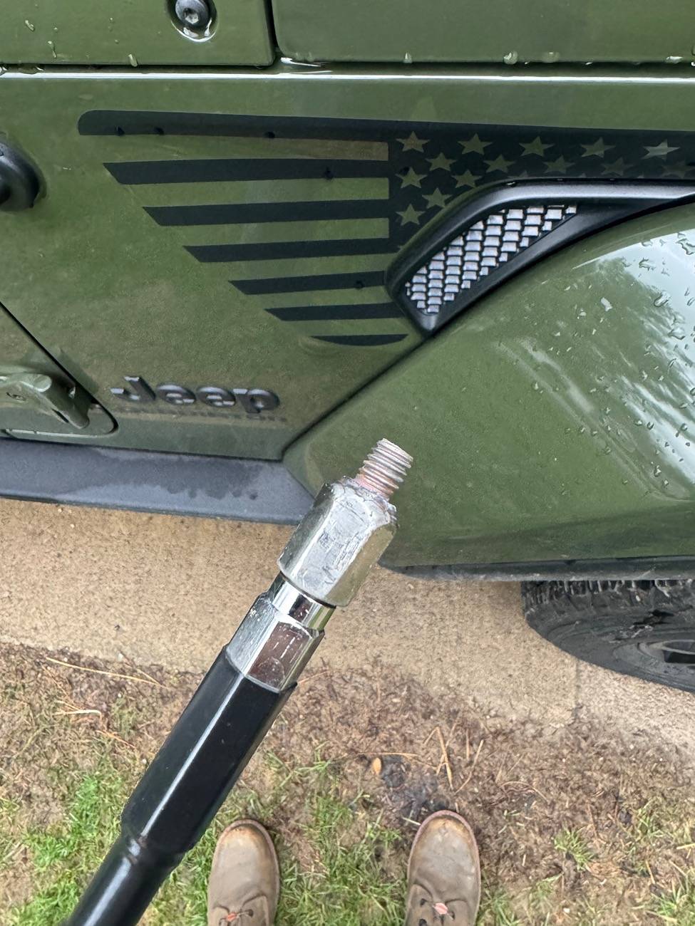 Jeep Gladiator Firestick am/fm antenna IMG_6859