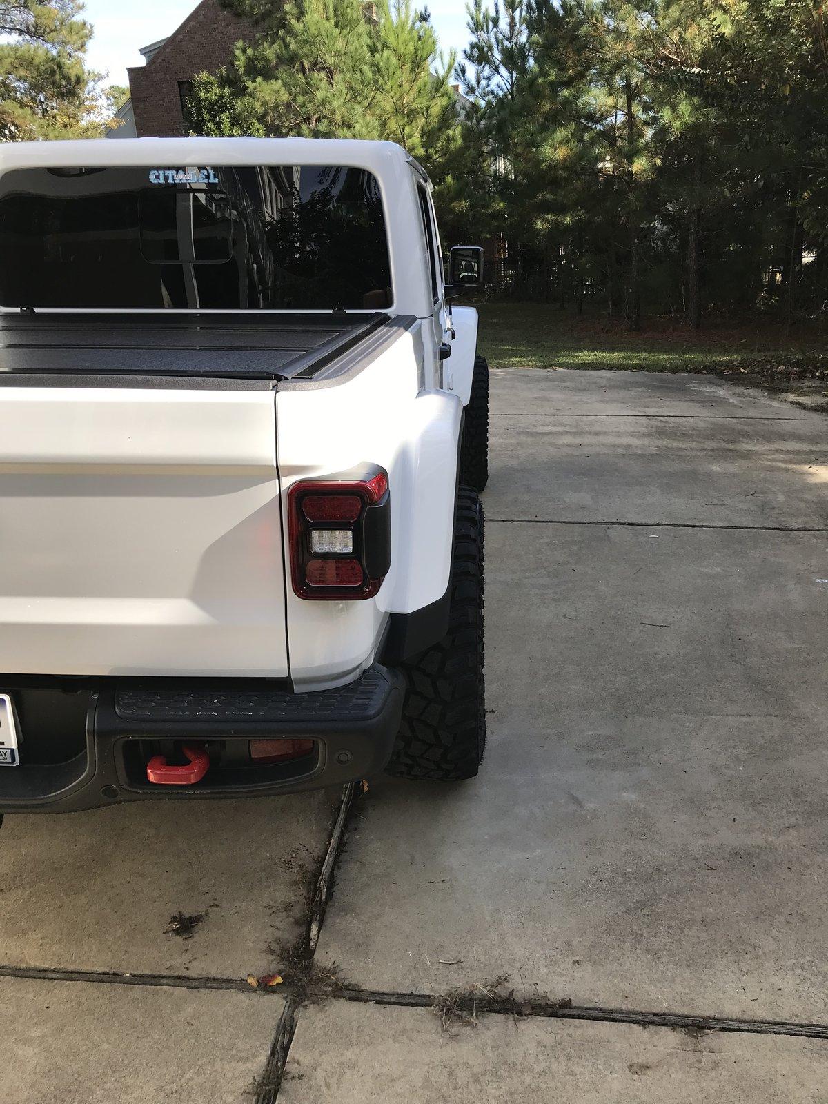 Jeep Gladiator 35s or 37s? 3EF43CDB-B1C5-415D-BB56-F6652D2CC665