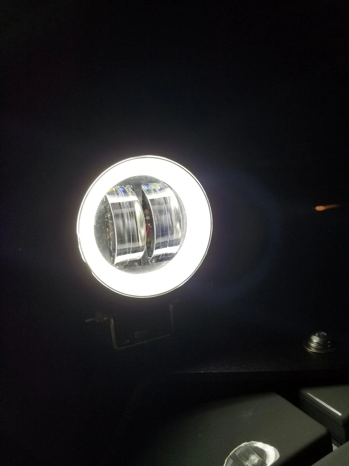 Jeep Gladiator How to install 3 wire LED lights to Aux Switches 20191101_205027