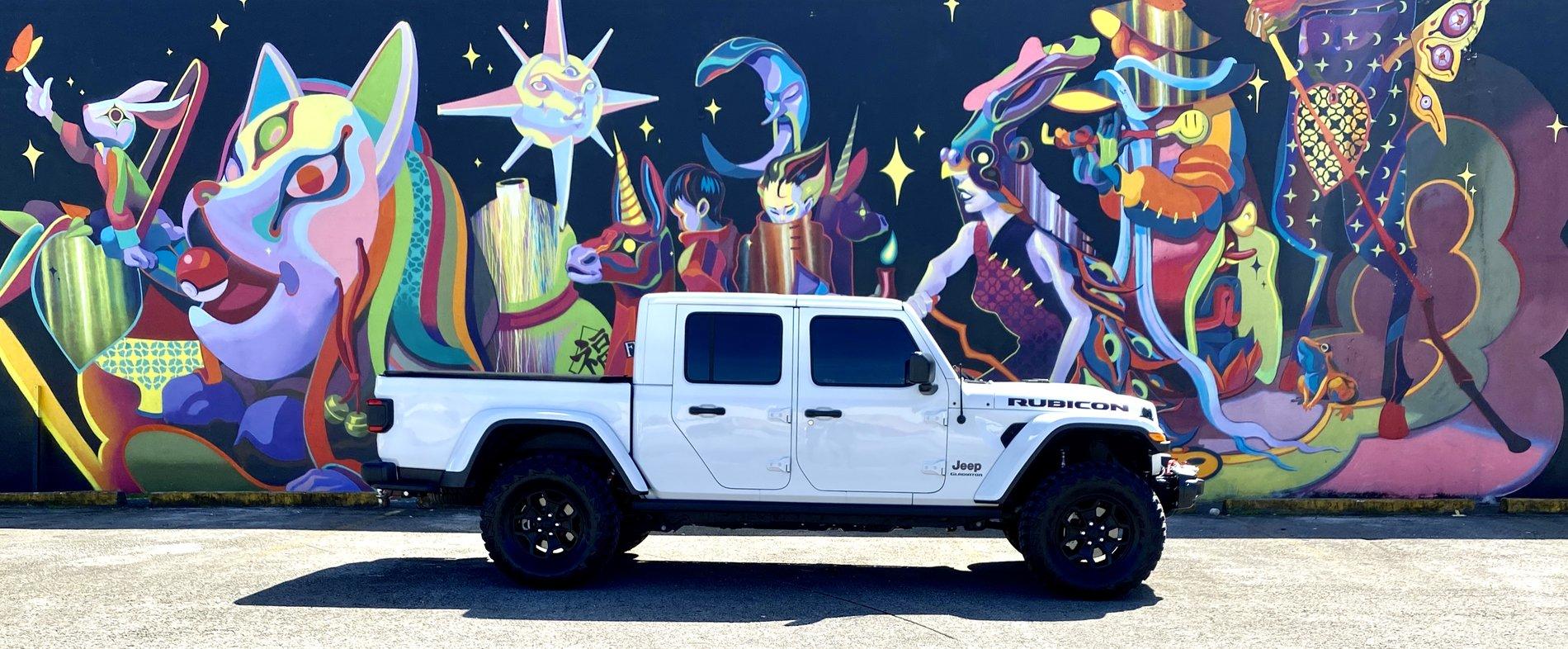 Jeep Gladiator BRIGHT WHITE Gladiator JT Club 85963CEA-FAEE-4E4C-8E1F-2A1F5E1C3DE2