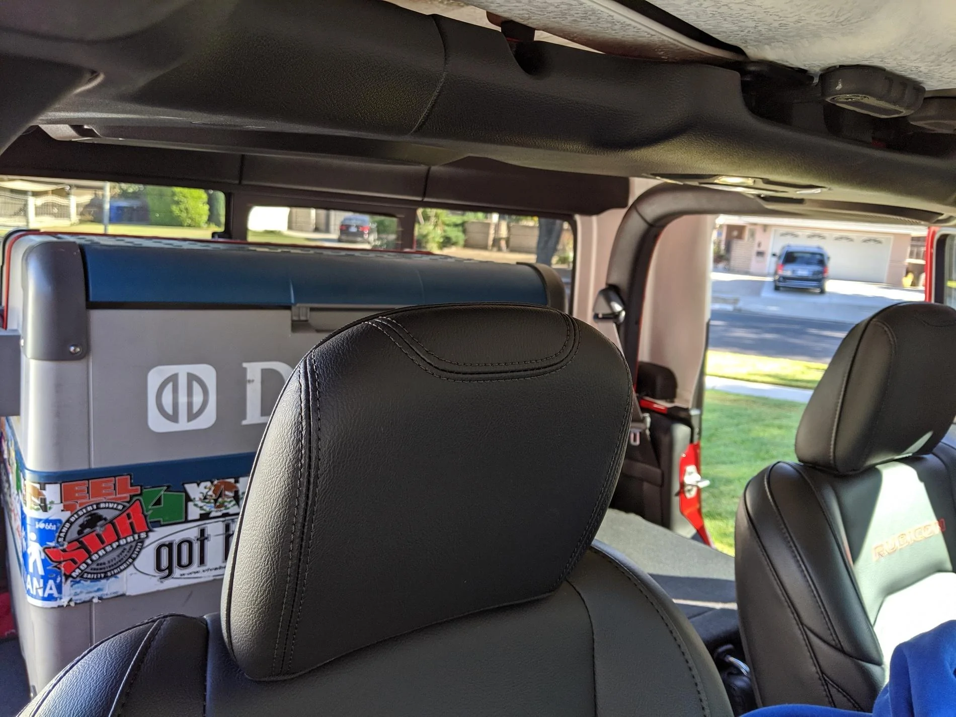 Jeep Gladiator Dometic or ARB fridge? Bi7foiQ