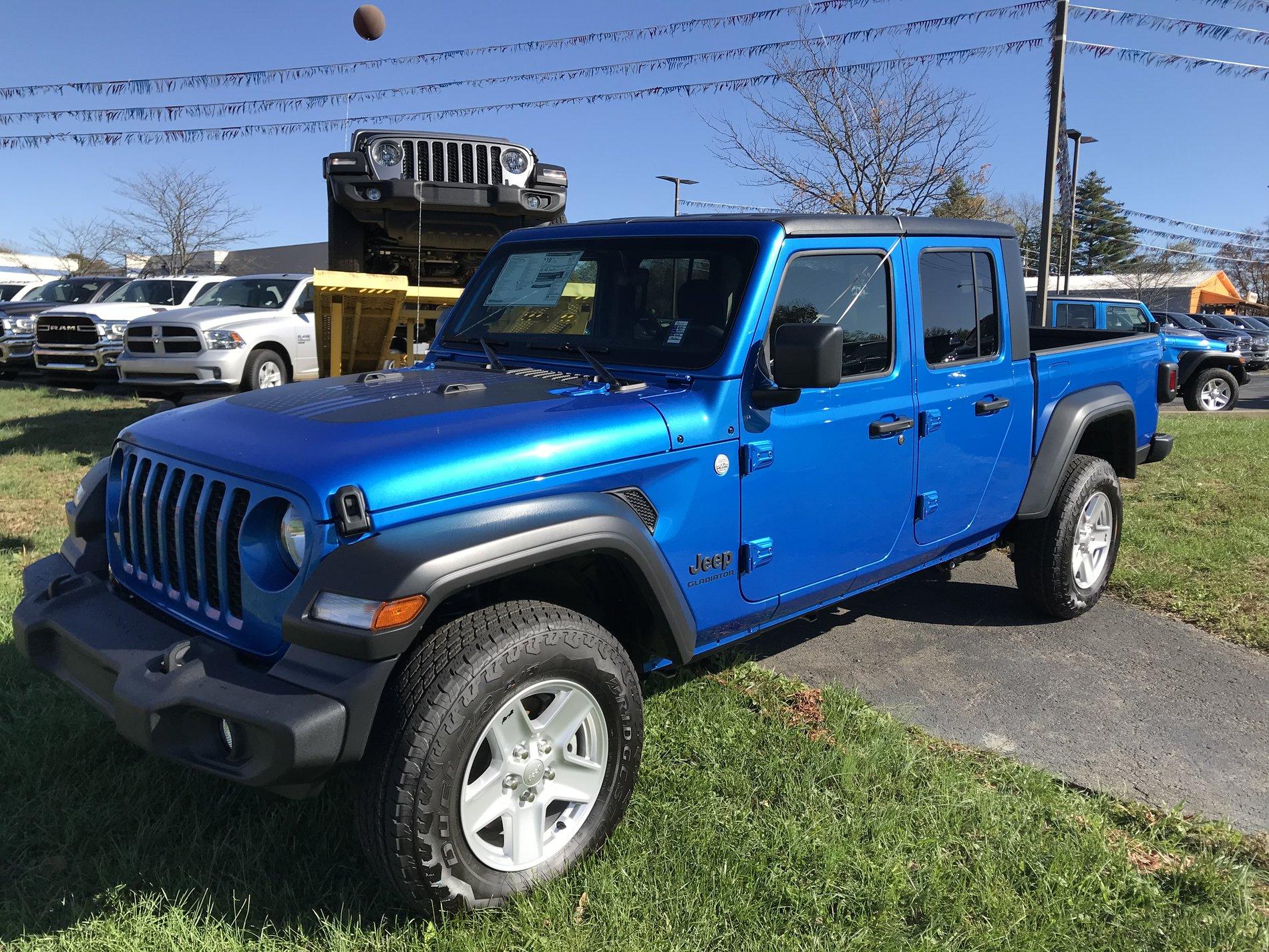 Jeep Gladiator Louisville Ky people looking for a great new Jeep deal? 2055565F-F11A-4198-AA3F-740E8859898A
