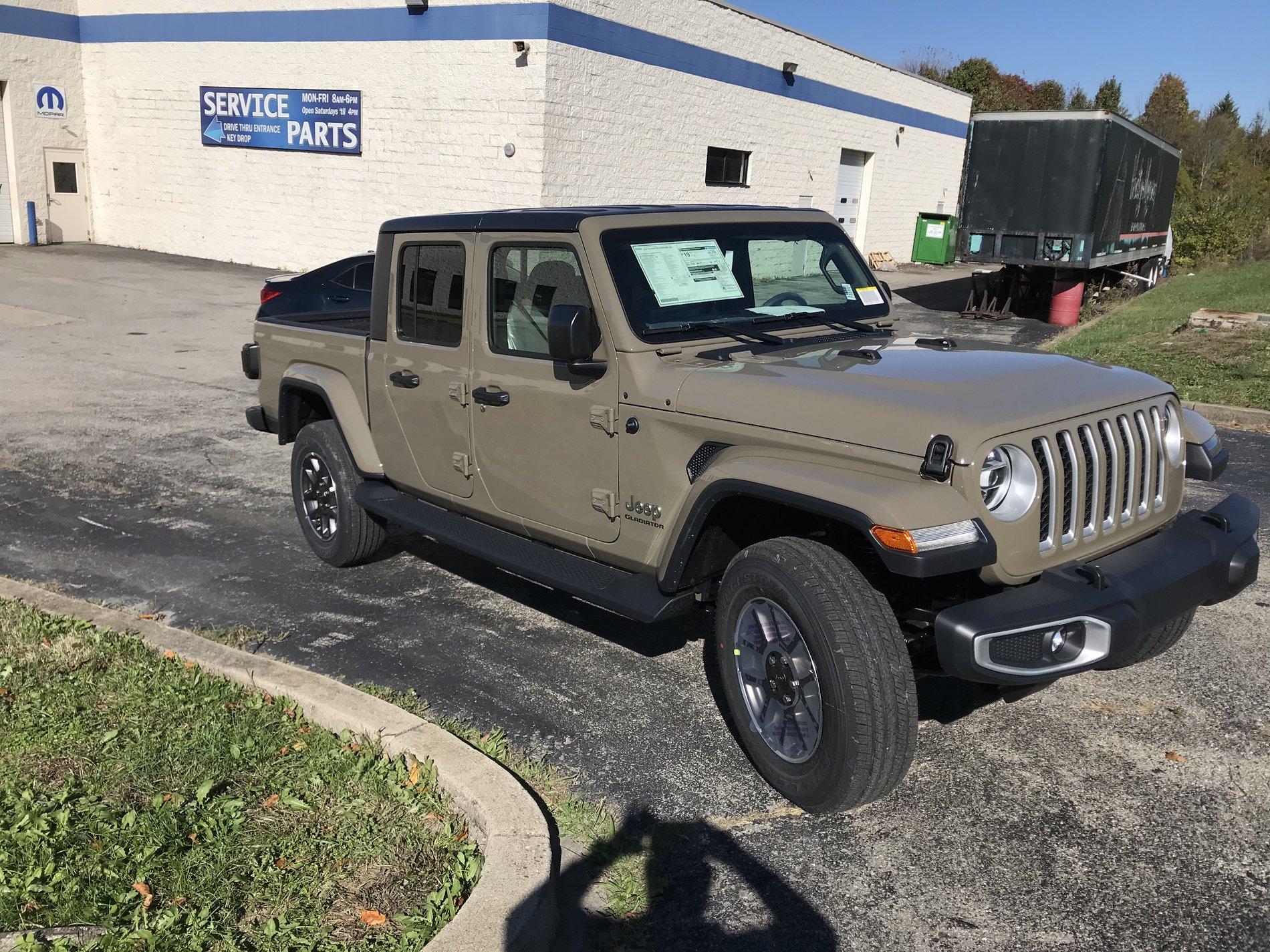 Jeep Gladiator Louisville Ky people looking for a great new Jeep deal? E3ED682A-8A2D-42EE-863A-E65E808A5F32