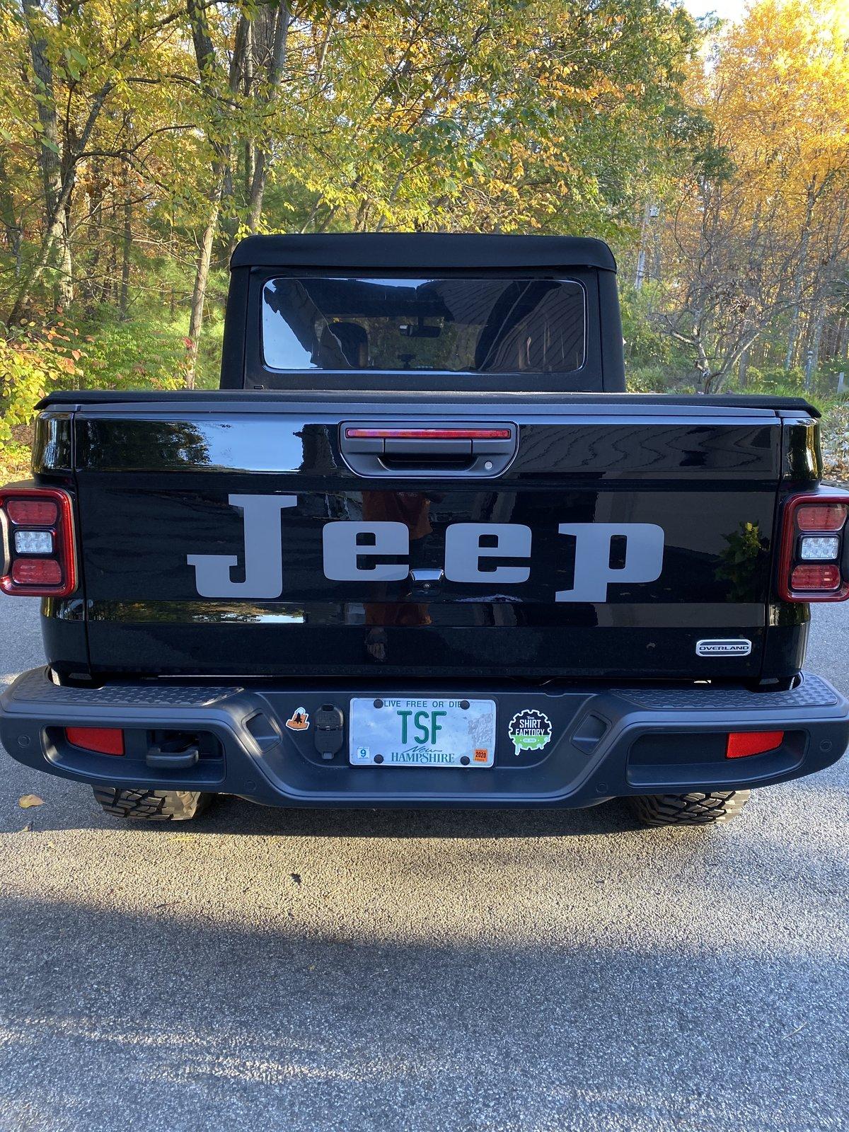 Jeep Gladiator "JEEP" tailgate badge mods? IMG_1707