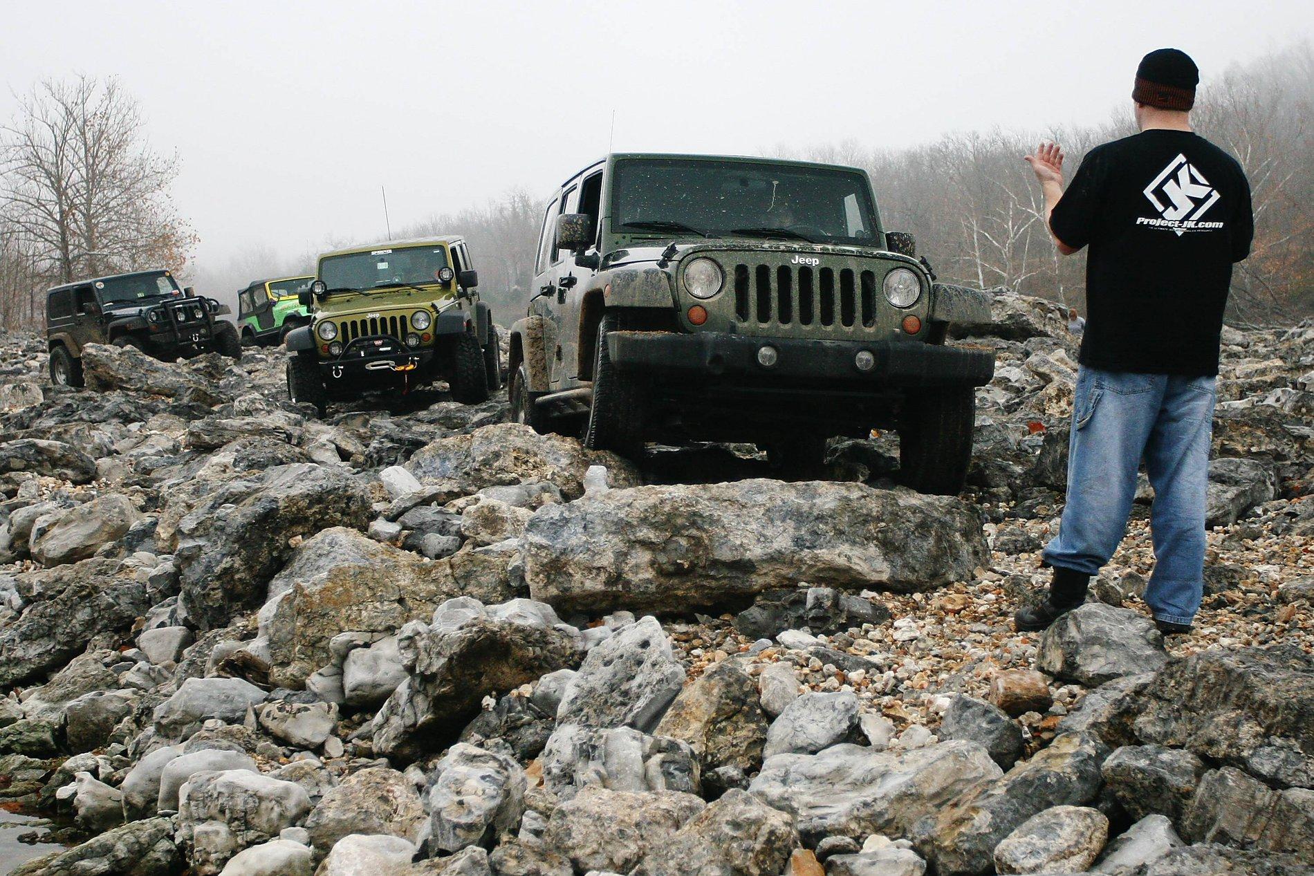 Jeep Gladiator What are the realistic expectations from a stock Sport? JK-Forum at Disney, Dec 07, 8265, JackMacOKC Spots Curtis