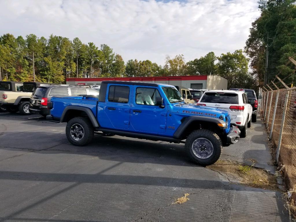 Jeep Gladiator HYDRO BLUE PEARL Gladiator JT Club B1BB9DF7-5FB5-47DC-A73C-EC484C9E2744