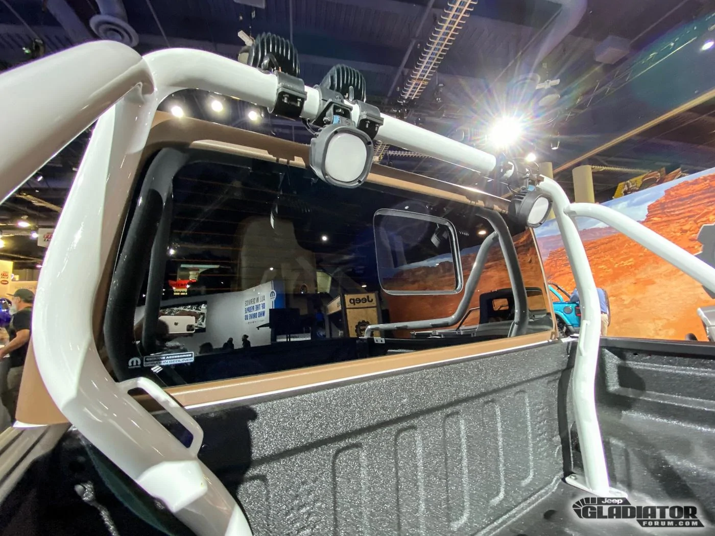 Jeep Gladiator Jeep JT Scrambler Concept (Gladiator Rubicon) Build [SEMA 2019] Jeep-JT-Scrambler-Gladiator-Rubicon-SEMA-Build-9