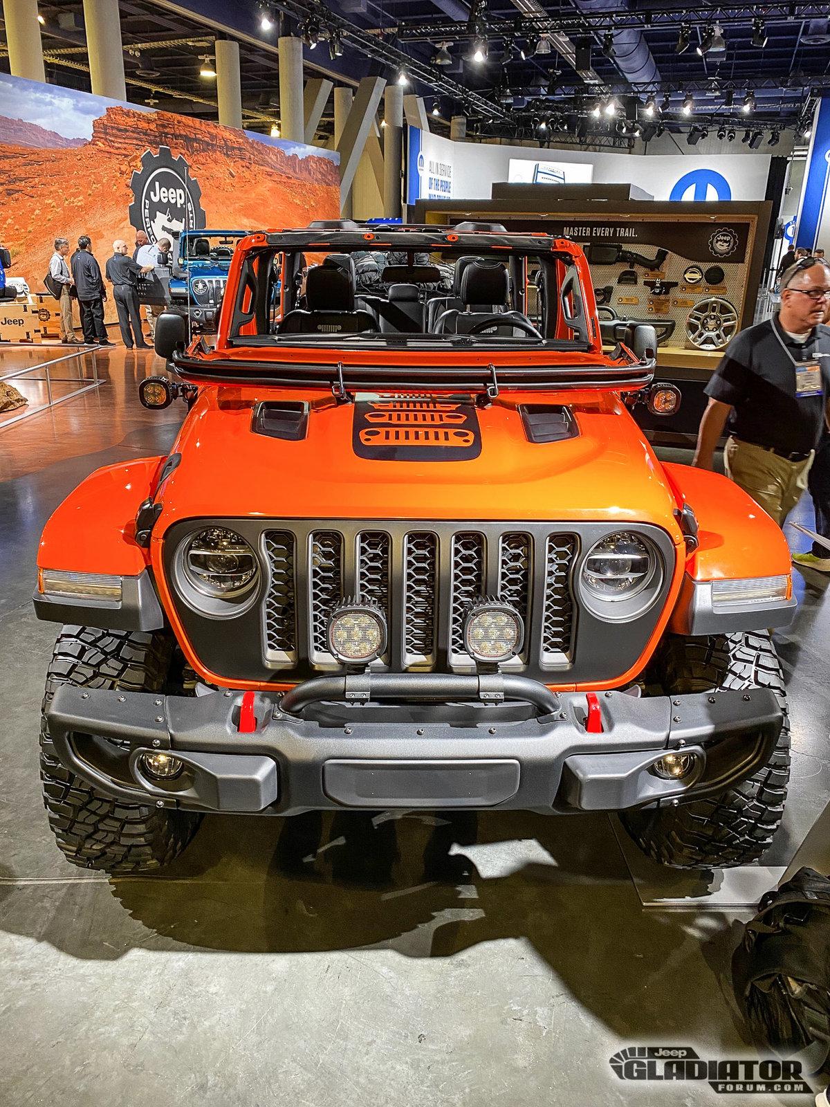 Jeep Gladiator Jeep Gladiator Gravity Rubicon Concept [SEMA 2019] Jeep-Gladiator-Gravity-Concept-SEMA-Build-2
