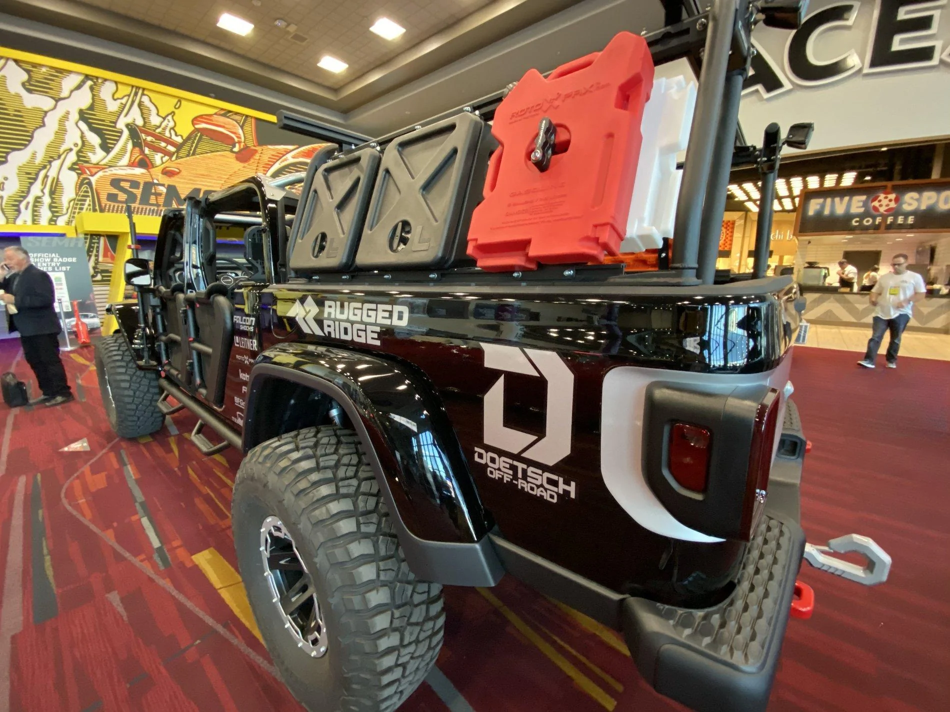 Jeep Gladiator SEMA show pic thread 3EB31309-00B6-4026-9A64-51FEE08B2EEA