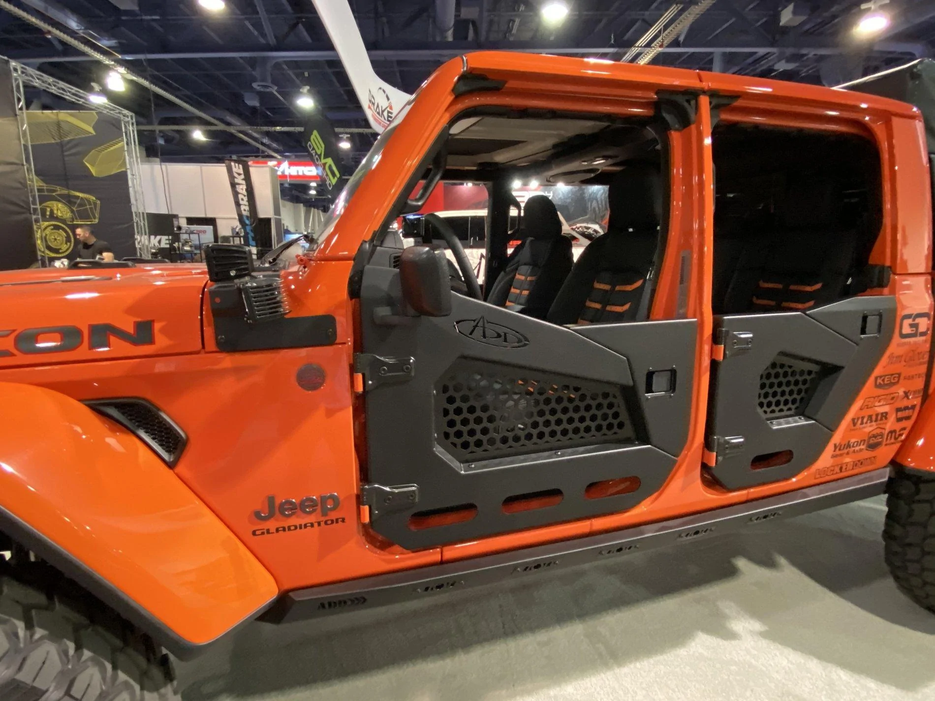 Jeep Gladiator SEMA show pic thread 7E940A93-2876-4696-8096-C7685BF03F8B