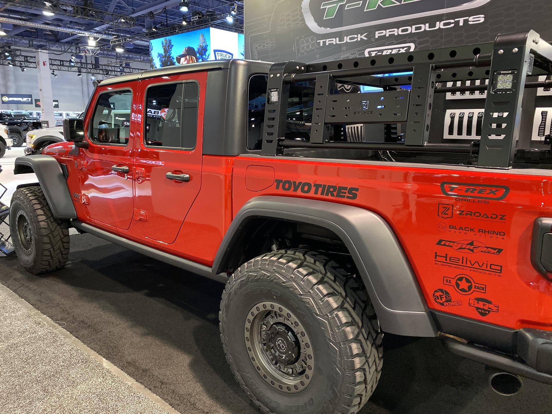 Jeep Gladiator SEMA show pic thread 0894006C-8068-4473-BF7A-81A138FB2FC0