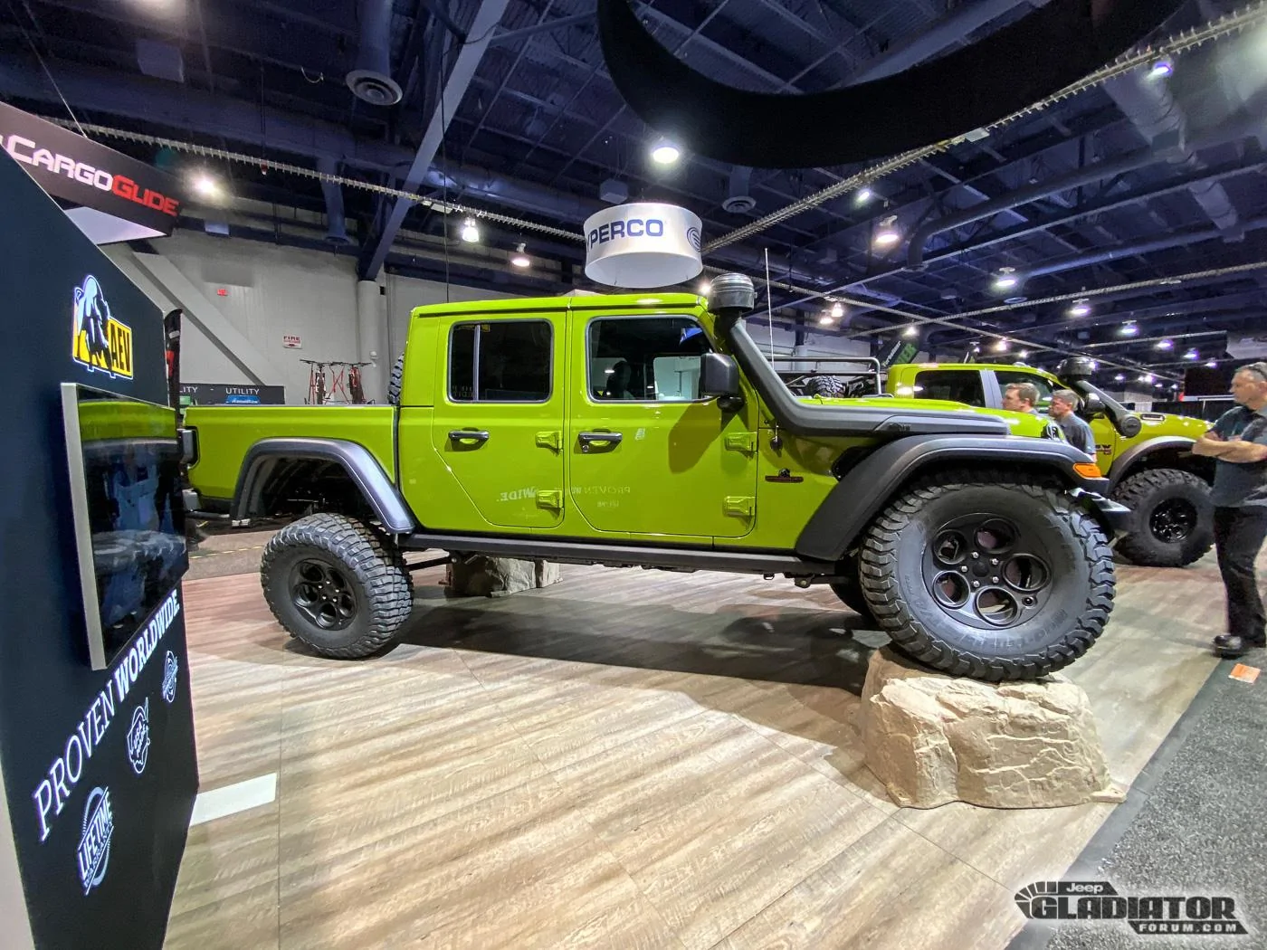 Jeep Gladiator AEV Jeep Gladiator Build [SEMA 2019] AEV-Jeep-Gladiator-SEMA-Build-13