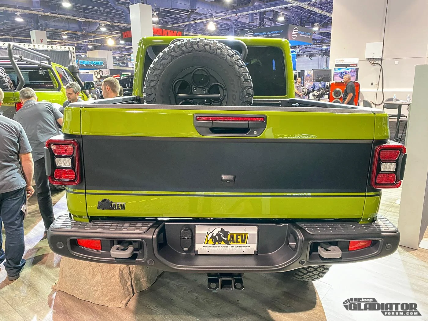Jeep Gladiator AEV Jeep Gladiator Build [SEMA 2019] AEV-Jeep-Gladiator-SEMA-Build-16