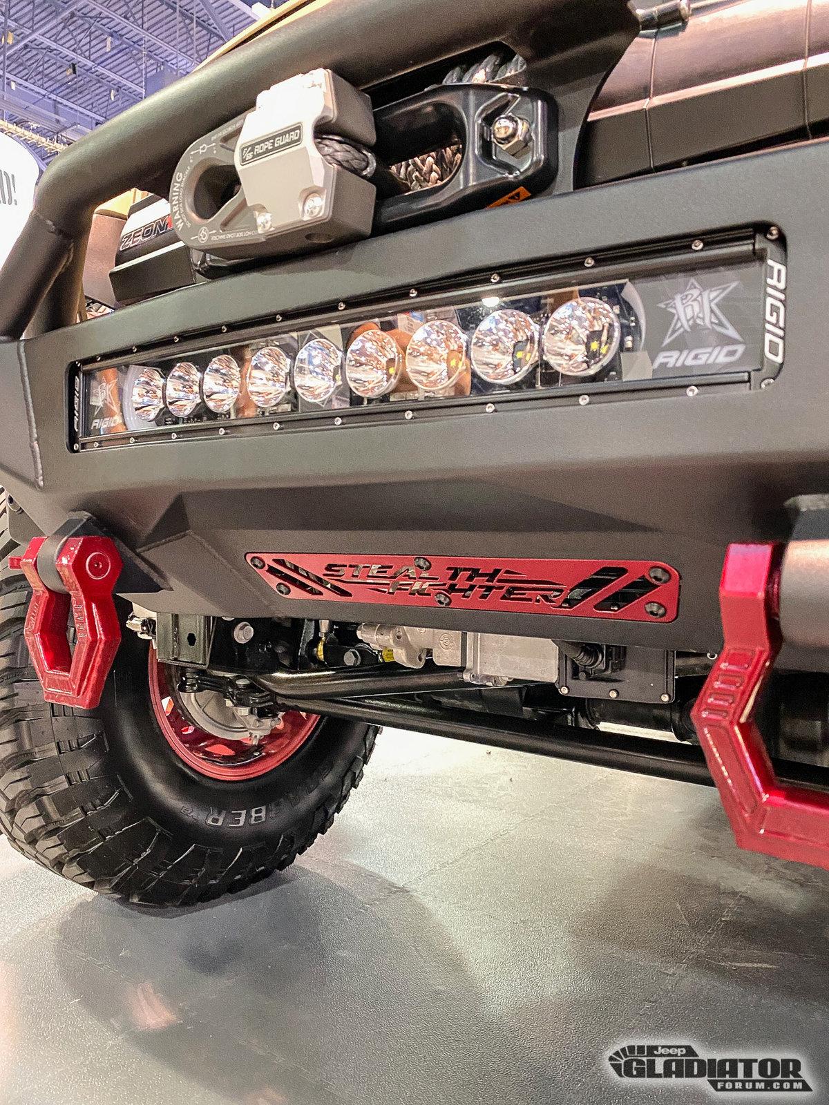 Jeep Gladiator Decked Jeep Gladiator Build [SEMA 2019] Decked-Jeep-Gladiator-SEMA-Build-7