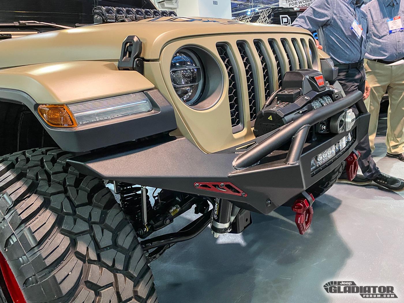 Jeep Gladiator Decked Jeep Gladiator Build [SEMA 2019] Decked-Jeep-Gladiator-SEMA-Build-9
