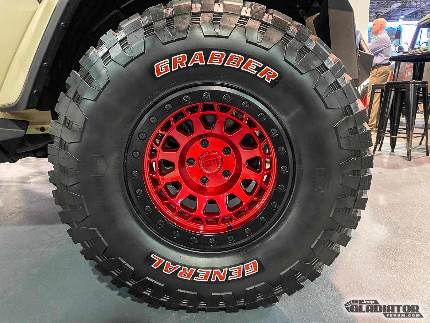 Jeep Gladiator Decked Jeep Gladiator Build [SEMA 2019] Decked-Jeep-Gladiator-SEMA-Build-10