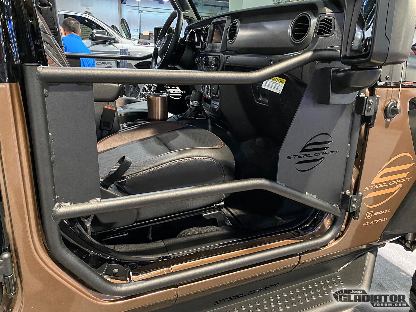 Jeep Gladiator Steelcraft Jeep Gladiator Build [SEMA 2019] Steelcraft-Jeep-Gladiator-SEMA-Build-16