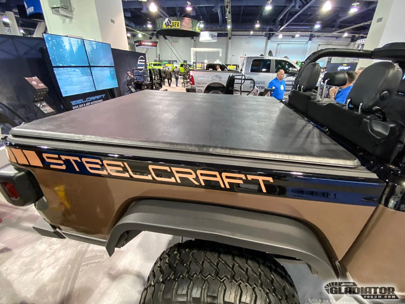 Jeep Gladiator Steelcraft Jeep Gladiator Build [SEMA 2019] Steelcraft-Jeep-Gladiator-SEMA-Build-19