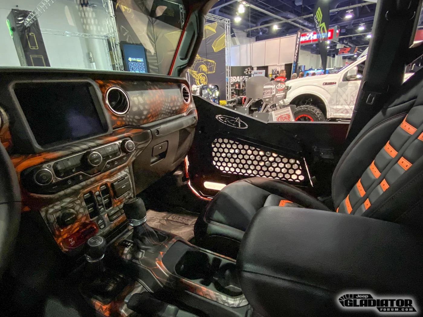Jeep Gladiator ADD Offroad / Glover Customs Jeep Gladiator Build [SEMA 2019] ADD-Glover-Customs-Jeep-Gladiator-JT-SEMA-Build-15