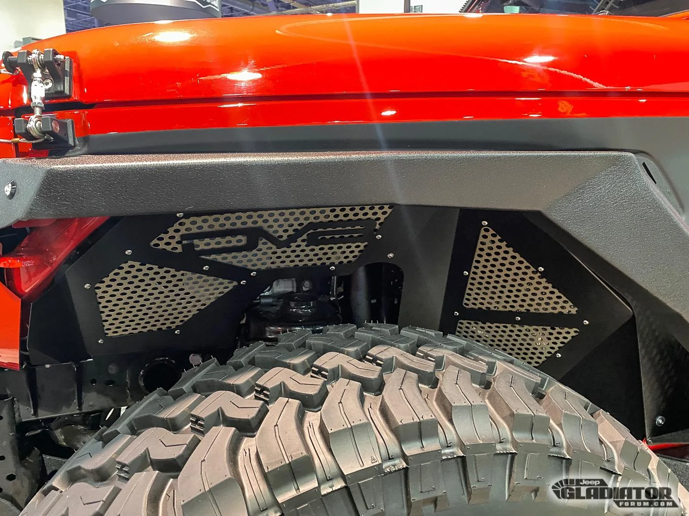 Jeep Gladiator DV8 Jeep Gladiator Build (Red) [SEMA 2019] DV8-Red-Jeep-Gladiator-JT-SEMA-Build-7