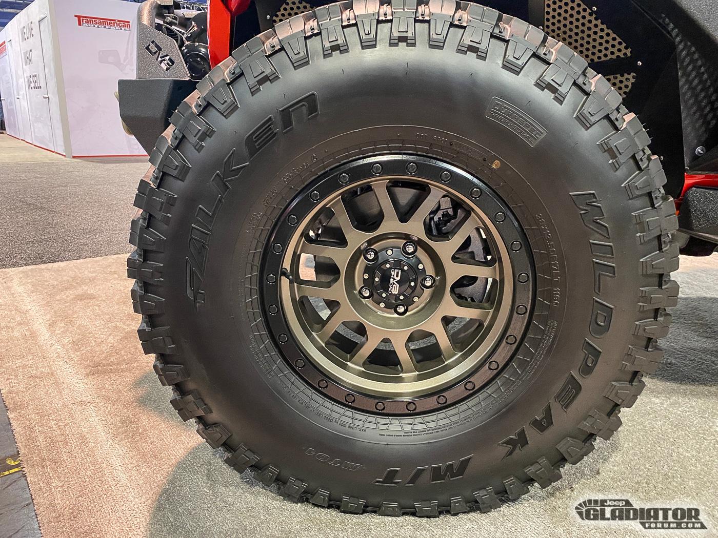 Jeep Gladiator DV8 Jeep Gladiator Build (Red) [SEMA 2019] DV8-Red-Jeep-Gladiator-JT-SEMA-Build-8
