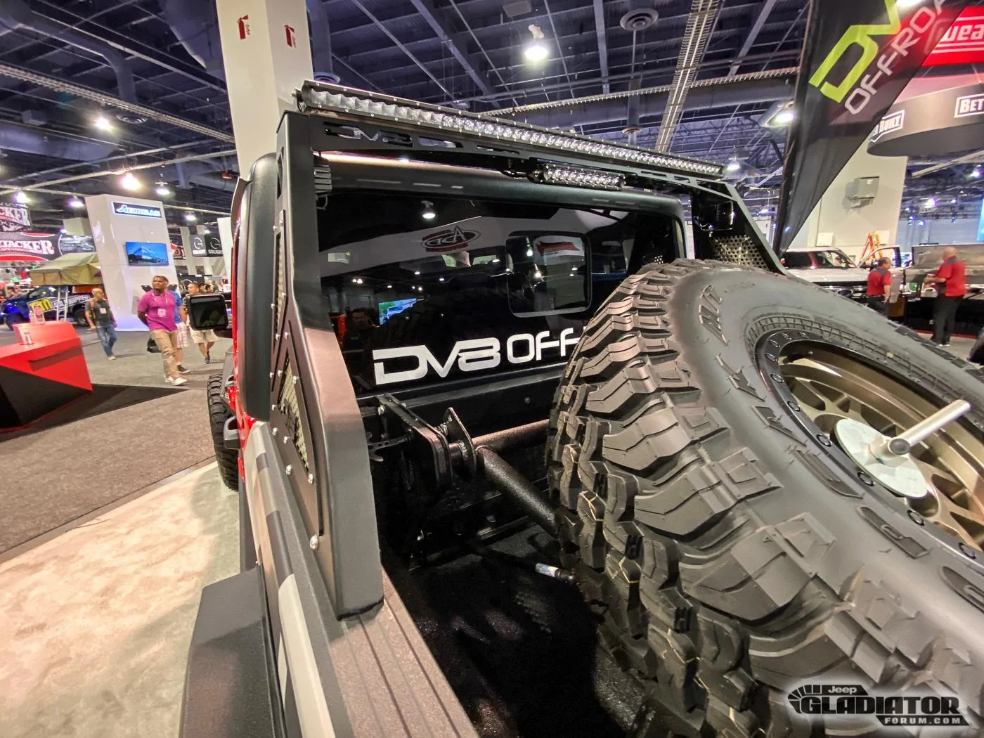 Jeep Gladiator DV8 Jeep Gladiator Build (Red) [SEMA 2019] DV8-Red-Jeep-Gladiator-JT-SEMA-Build-17