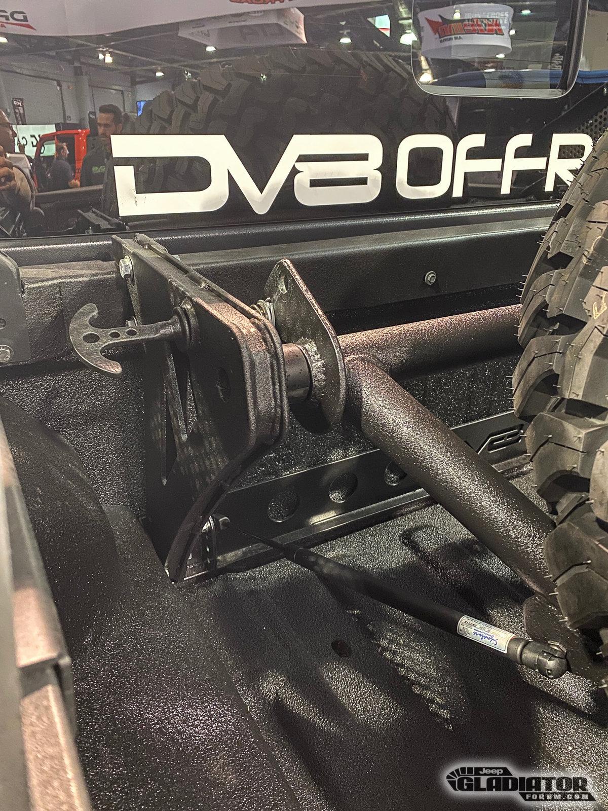 Jeep Gladiator DV8 Jeep Gladiator Build (Red) [SEMA 2019] DV8-Red-Jeep-Gladiator-JT-SEMA-Build-18