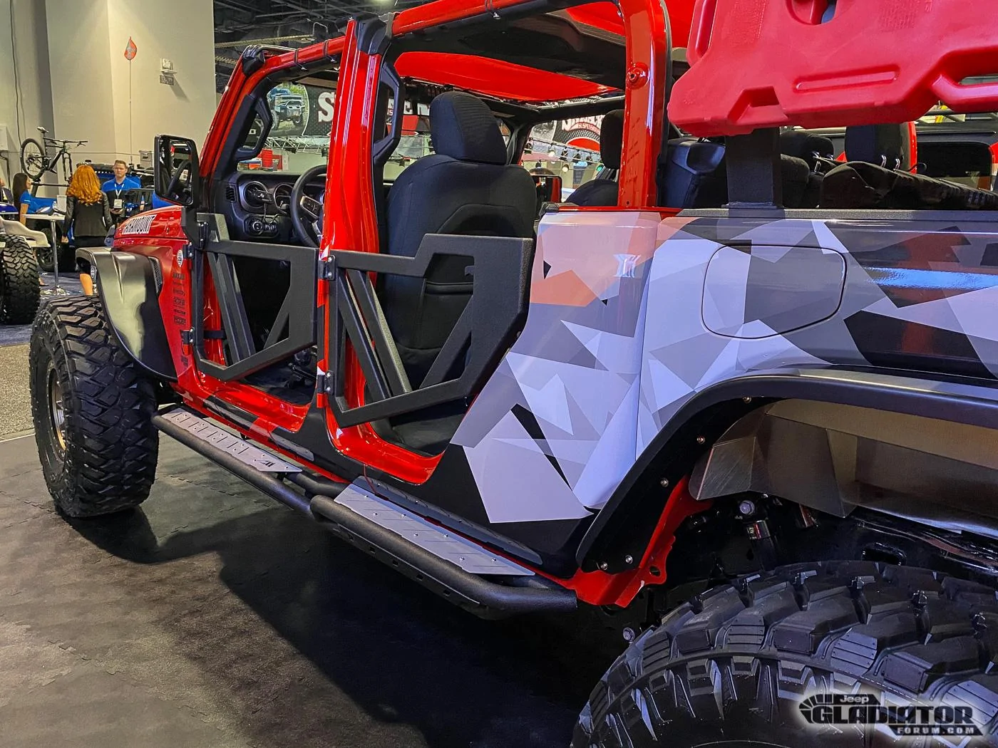 Jeep Gladiator Paramount Automotive Gladiator Build [SEMA 2019] Paramount-Automotive-Jeep-Gladiator-SEMA-Build-6