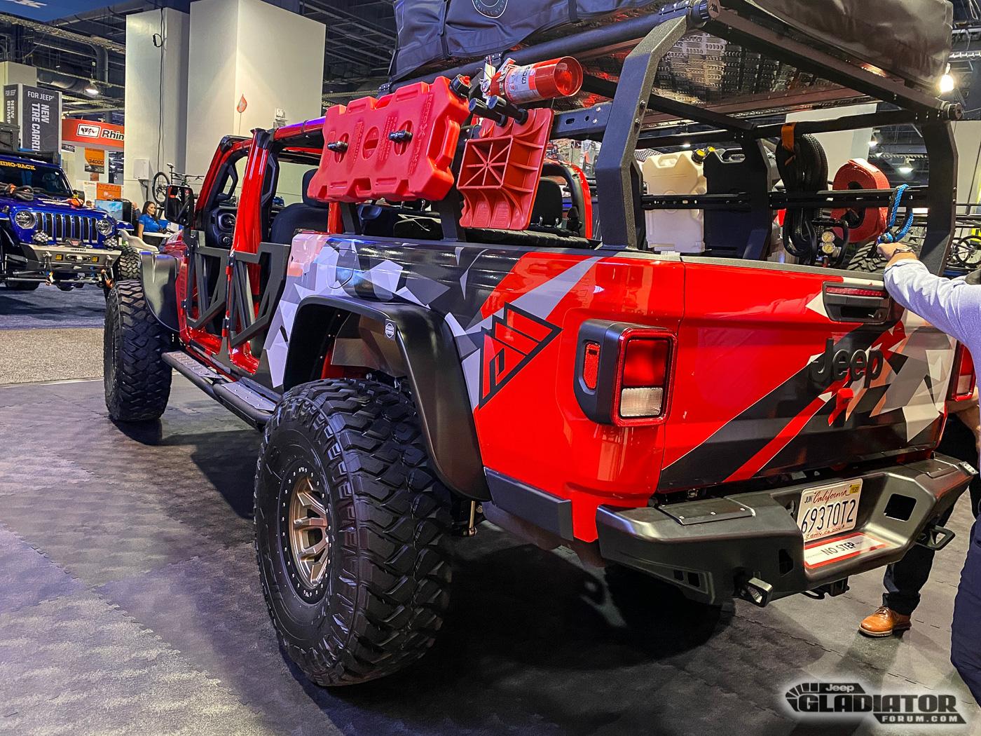 Jeep Gladiator Paramount Automotive Gladiator Build [SEMA 2019] Paramount-Automotive-Jeep-Gladiator-SEMA-Build-7