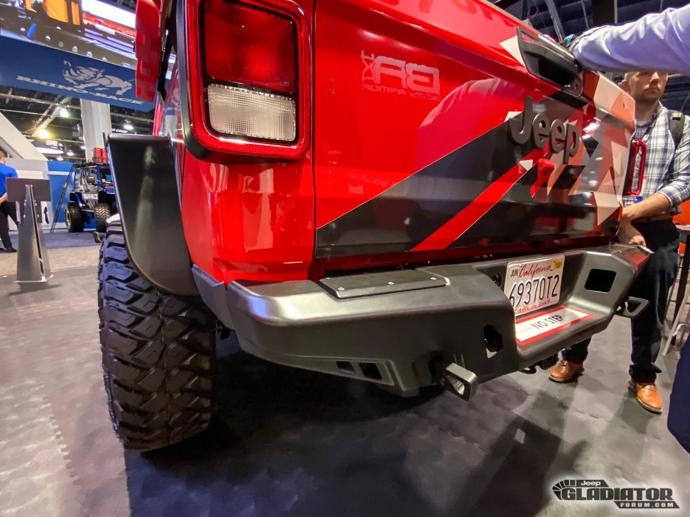 Jeep Gladiator Paramount Automotive Gladiator Build [SEMA 2019] Paramount-Automotive-Jeep-Gladiator-SEMA-Build-10