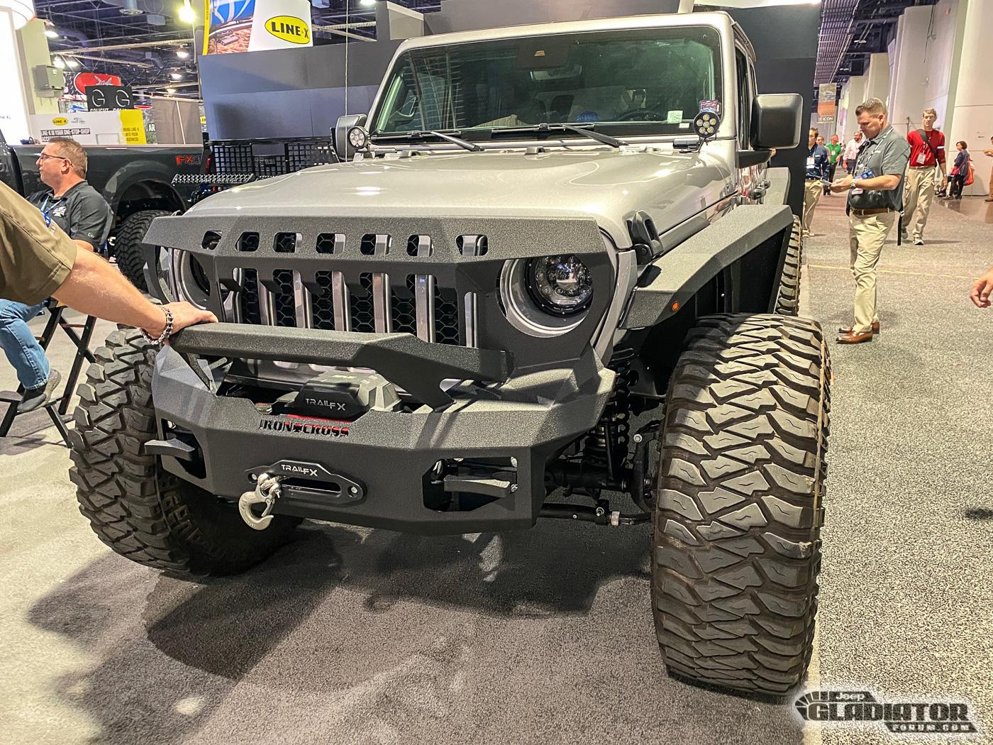 Jeep Gladiator Iron Cross Automotive Gladiator Build [SEMA 2019] Iron-Cross-Automotive-Gladiator-SEMA-Build-1