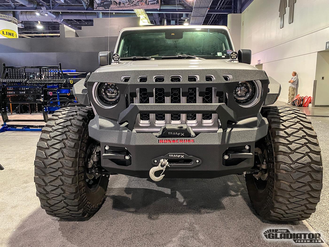 Jeep Gladiator Iron Cross Automotive Gladiator Build [SEMA 2019] Iron-Cross-Automotive-Gladiator-SEMA-Build-6