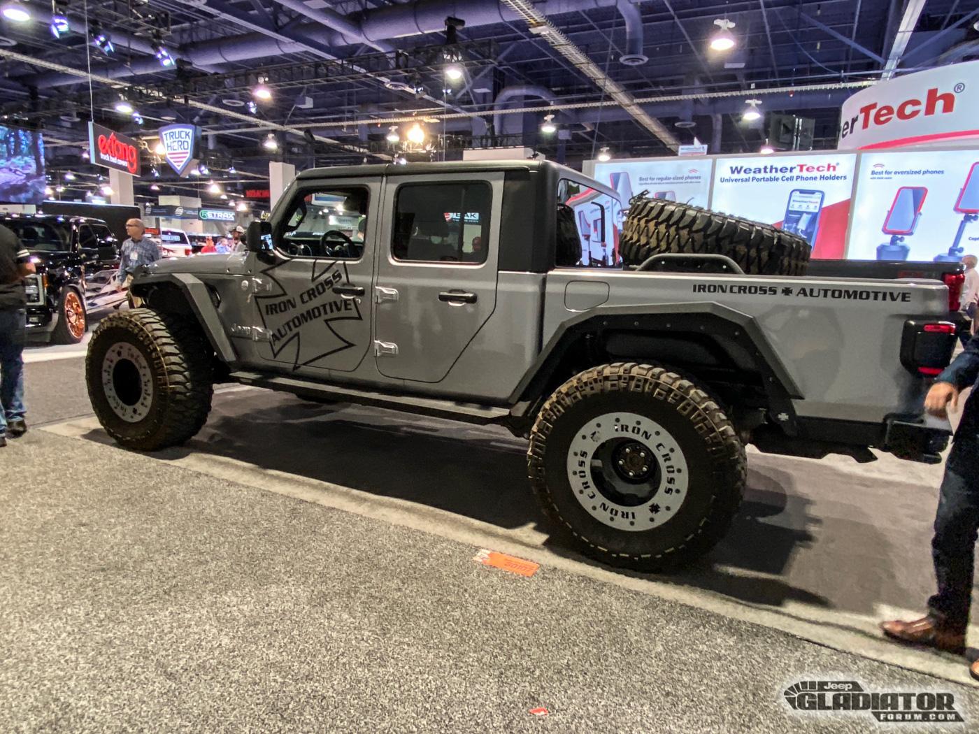 Jeep Gladiator Iron Cross Automotive Gladiator Build [SEMA 2019] Iron-Cross-Automotive-Gladiator-SEMA-Build-7