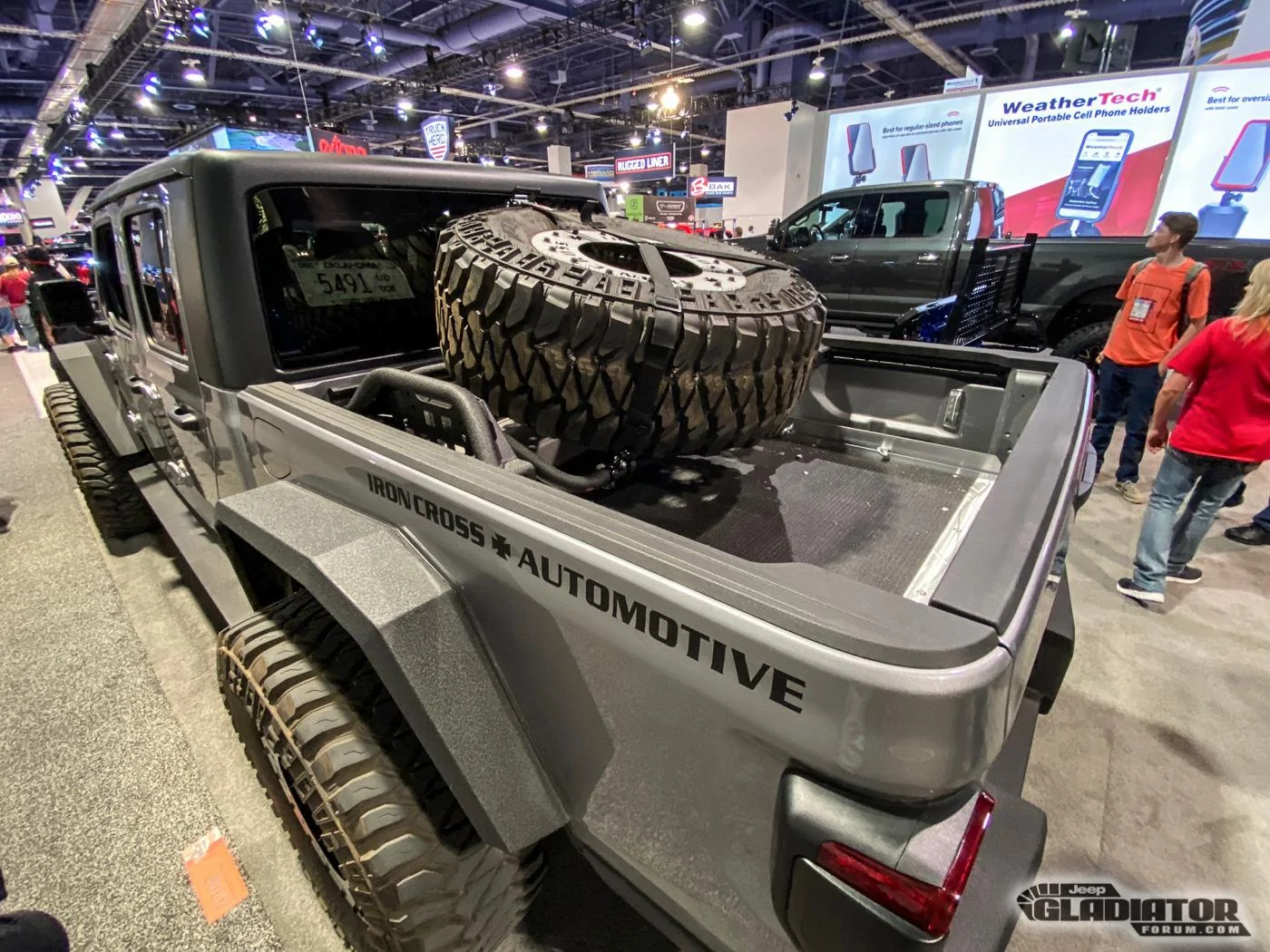 Jeep Gladiator Iron Cross Automotive Gladiator Build [SEMA 2019] Iron-Cross-Automotive-Gladiator-SEMA-Build-9