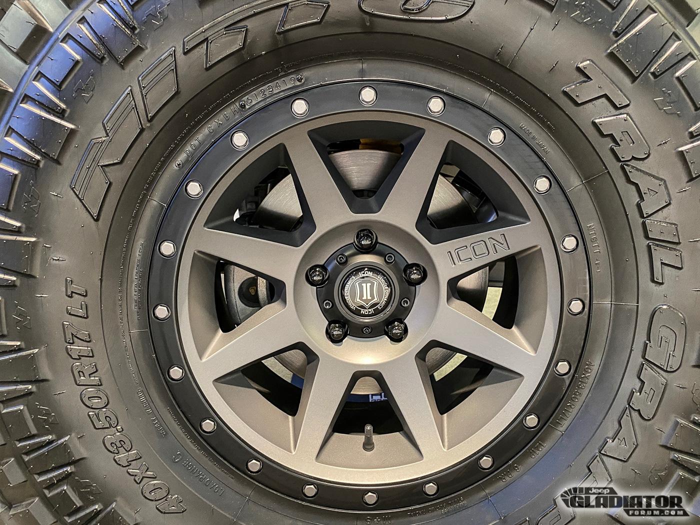 Jeep Gladiator Hellwig Suspension / Icon Vehicle Dynamics Gladiator Build [SEMA 2019] Hellwig-Suspension-Icon-Vehicle-Dynamics-Jeep-Gladiator-SEMA-Build-8