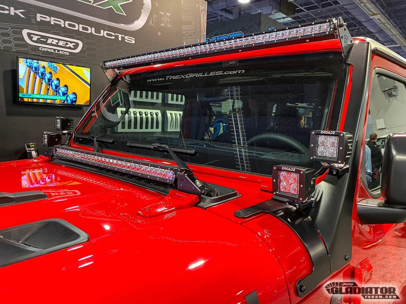 Jeep Gladiator T-Rex / ZROADZ Gladiator Build [SEMA 2019] T-Rex-ZROADZ-Jeep-Gladiator-SEMA-Build-3