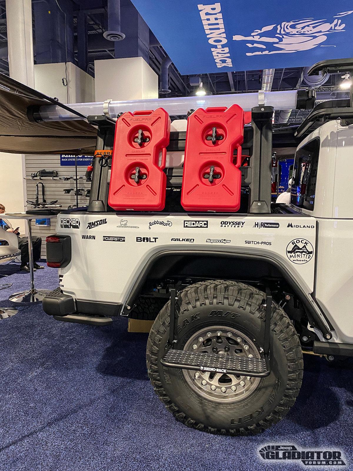 Jeep Gladiator Rhino Rack / Metalcloak Gladiator Build [SEMA 2019] Rhino-Rack-Metalcloak-JT-Gladiator-Rubicon-SEMA-Build-12