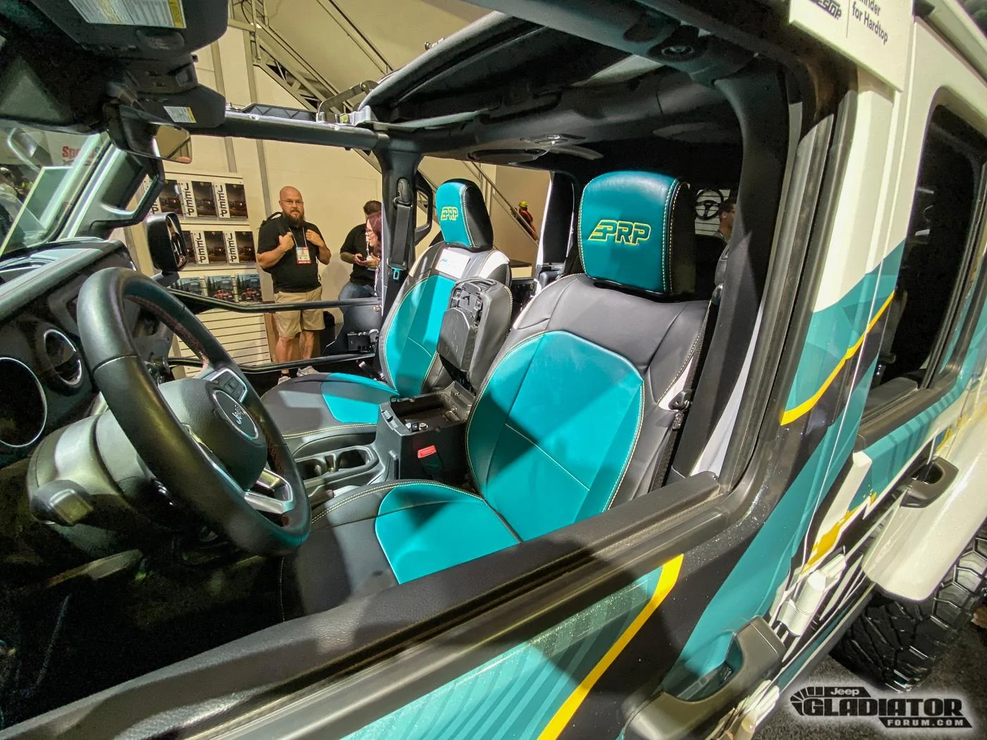 Jeep Gladiator Bestop Gladiator Rubicon Build [SEMA 2019] Bestop-JT-Gladiator-Rubicon-SEMA-Build-11