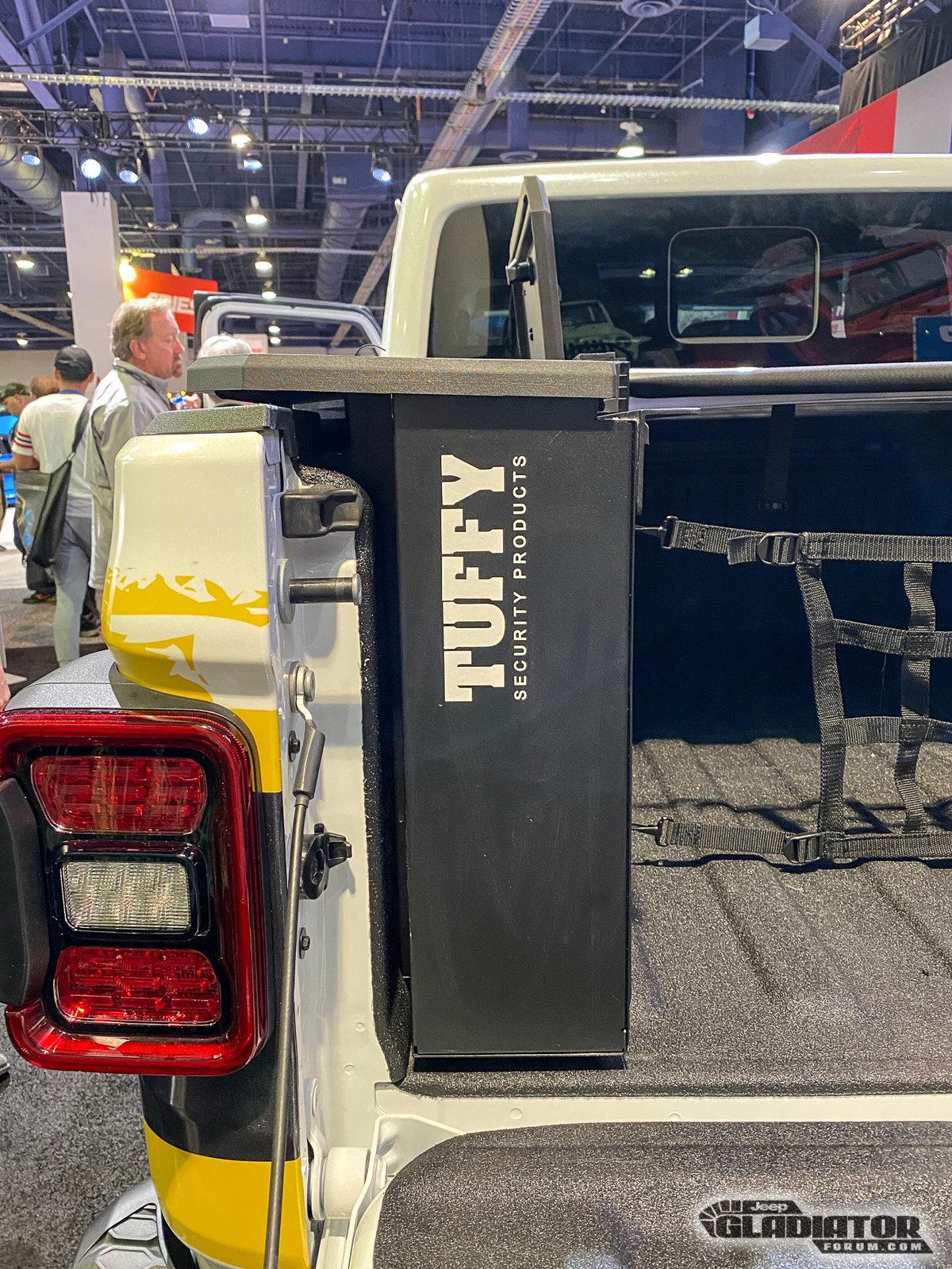 Jeep Gladiator Bestop Gladiator Rubicon Build [SEMA 2019] Bestop-JT-Gladiator-Rubicon-SEMA-Build-19