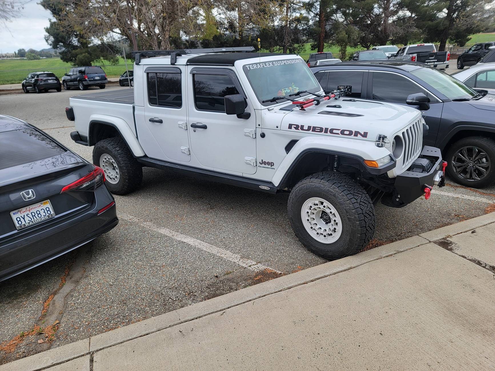 Jeep Gladiator The Jeep Hightop Honcho concept has me inspired: how well do white wheels keep? 20250416_160209